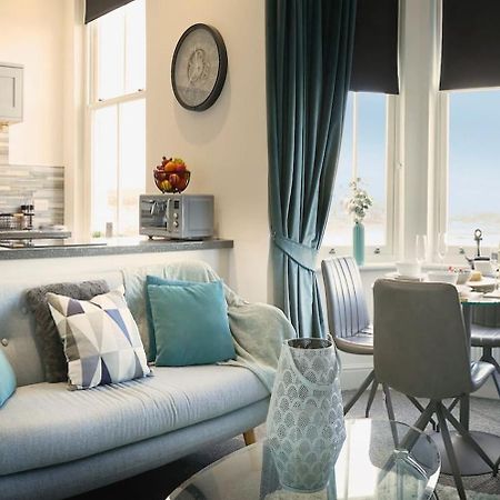 Sea View Serenity Breath Taking Sea View Sleeps 4 Scarborough Exterior foto